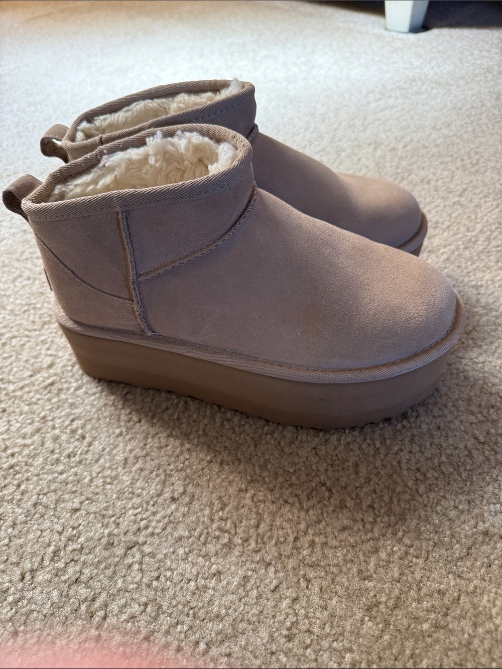 UGG Women's Suede Platform Ankle Boots - Taupe